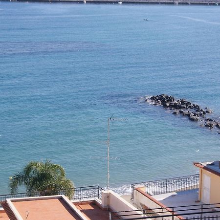 Hotel Donna Sicilia Giardini-Naxos Exterior foto